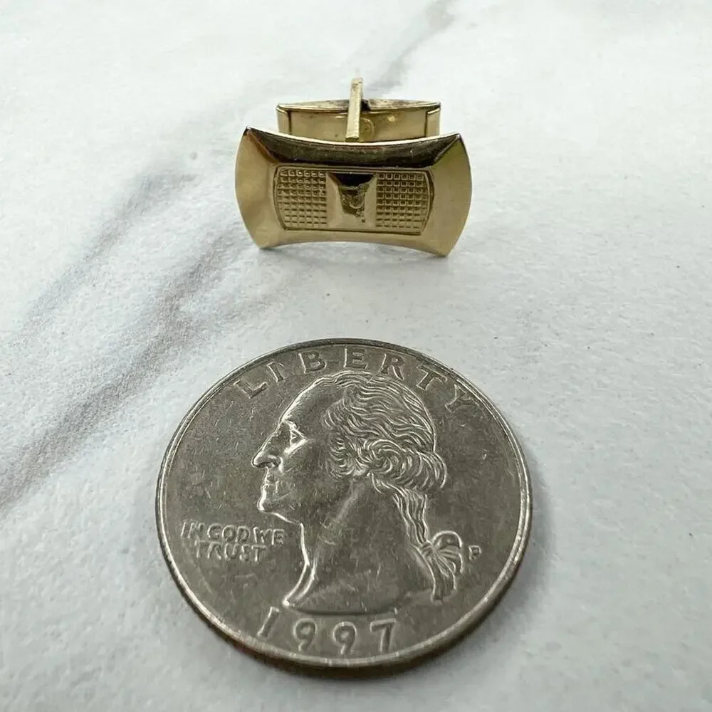 Vintage Textured Gold Tone Single Cufflink